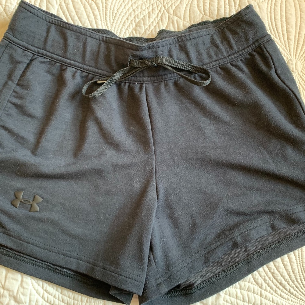 Under Armour Women's Black Shorts XS